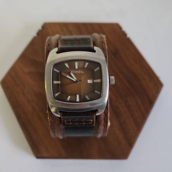 Fossil Accessories Fossil Watch Brown Leather Band New Battery