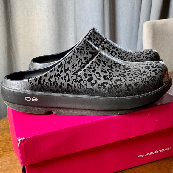 OOFOS Shoes Oofos Clog Poshmark