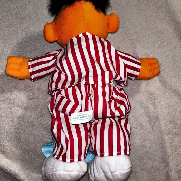 Sesame Street Toys Vintage 996 With Tags Sesamestreet Sleep And Snore Ernie Poshmark