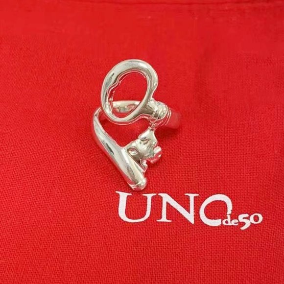 UNO de 50 Jewelry Uno De 5 Now You See Ring Sneaking Away Silver