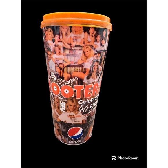 Hooters Dining Hooters X Pepsi 4 Year Anniversary Plastic Sturdy