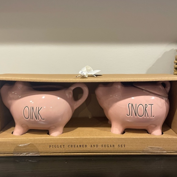Rae Dunn Kitchen Rae Dunn Piglet Pig Creamer And Sugar Set Of 2