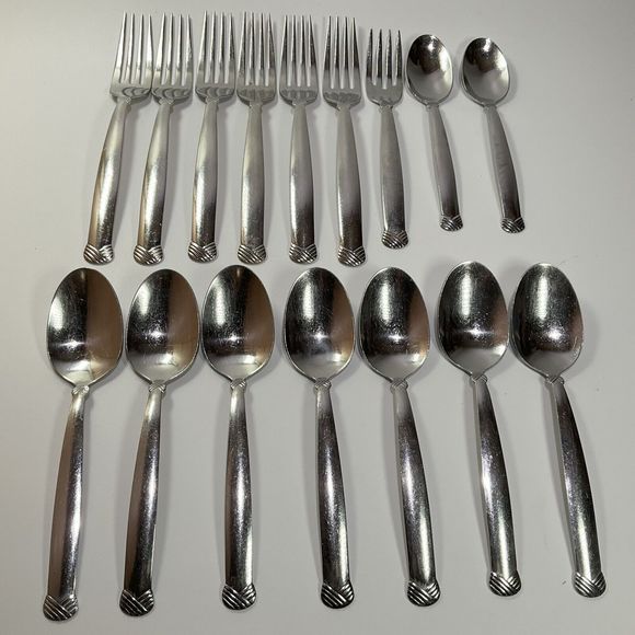 Oneida Dining Oneida Rattan Stainless Flatware Forks Spoons Usa 6