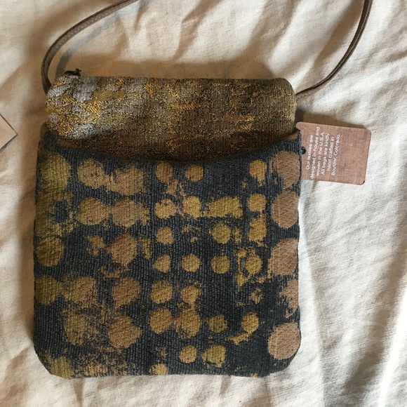 Maruca Design Bags Nwt Maruca Boulder Co Cupcake Mini Crossbody Bag Grey Gold Jacquard Usa