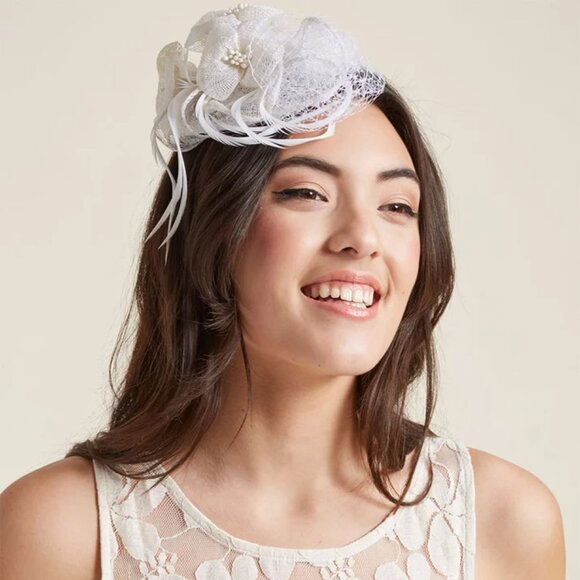 Modcloth Accessories Nwt Beautiful Bridal Fascinator On Headband