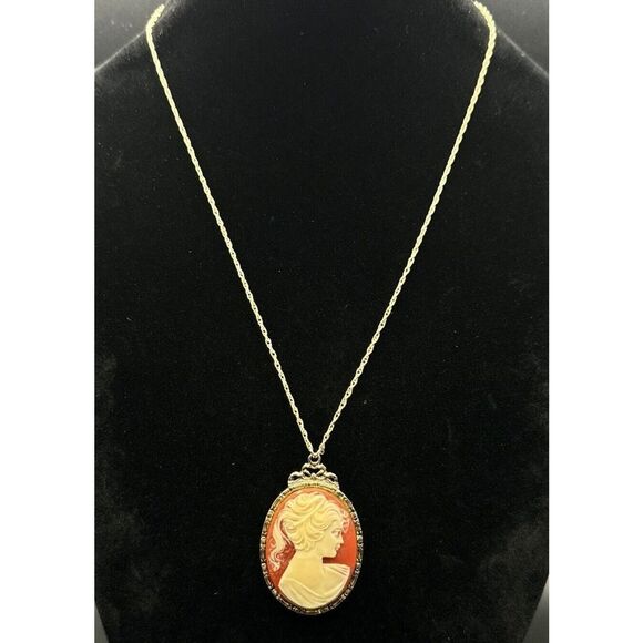 1928 Jewelry 928 Covictorian Style Cameo Pendant Gold Tone Rope