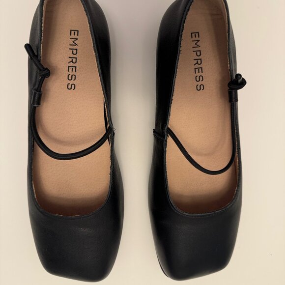 Empress Shoes Empress Shoes Square Toe Mary Jane Black Flats Size