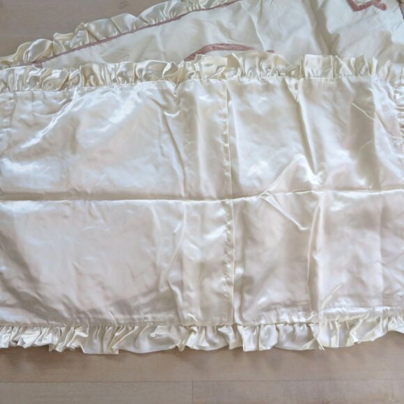 Sourcing Specialist Bedding New Vintage King Shams Bedskirt Set
