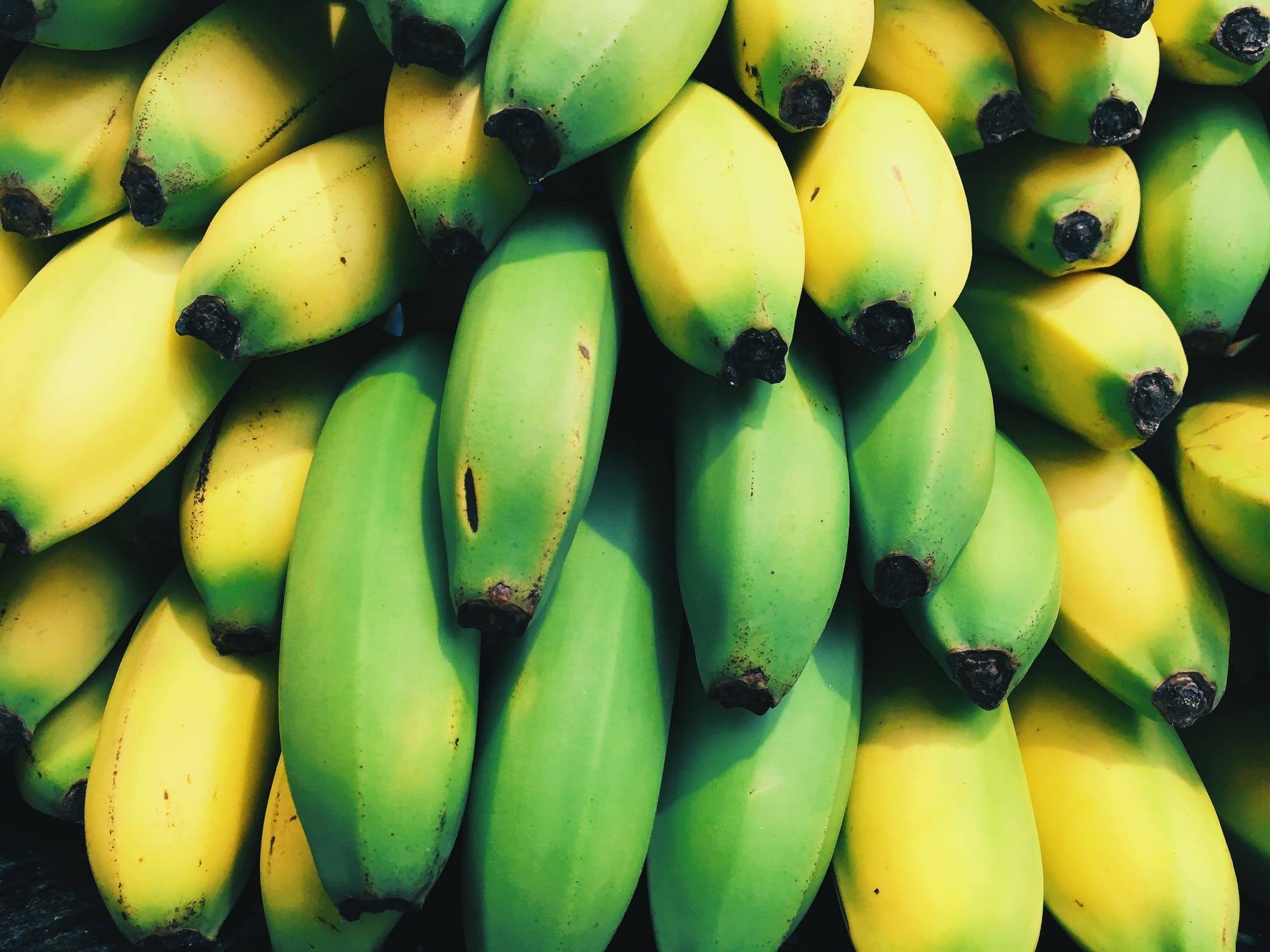 Ripe vs. Unripe Bananas What's Better for Our Blood Glucose?