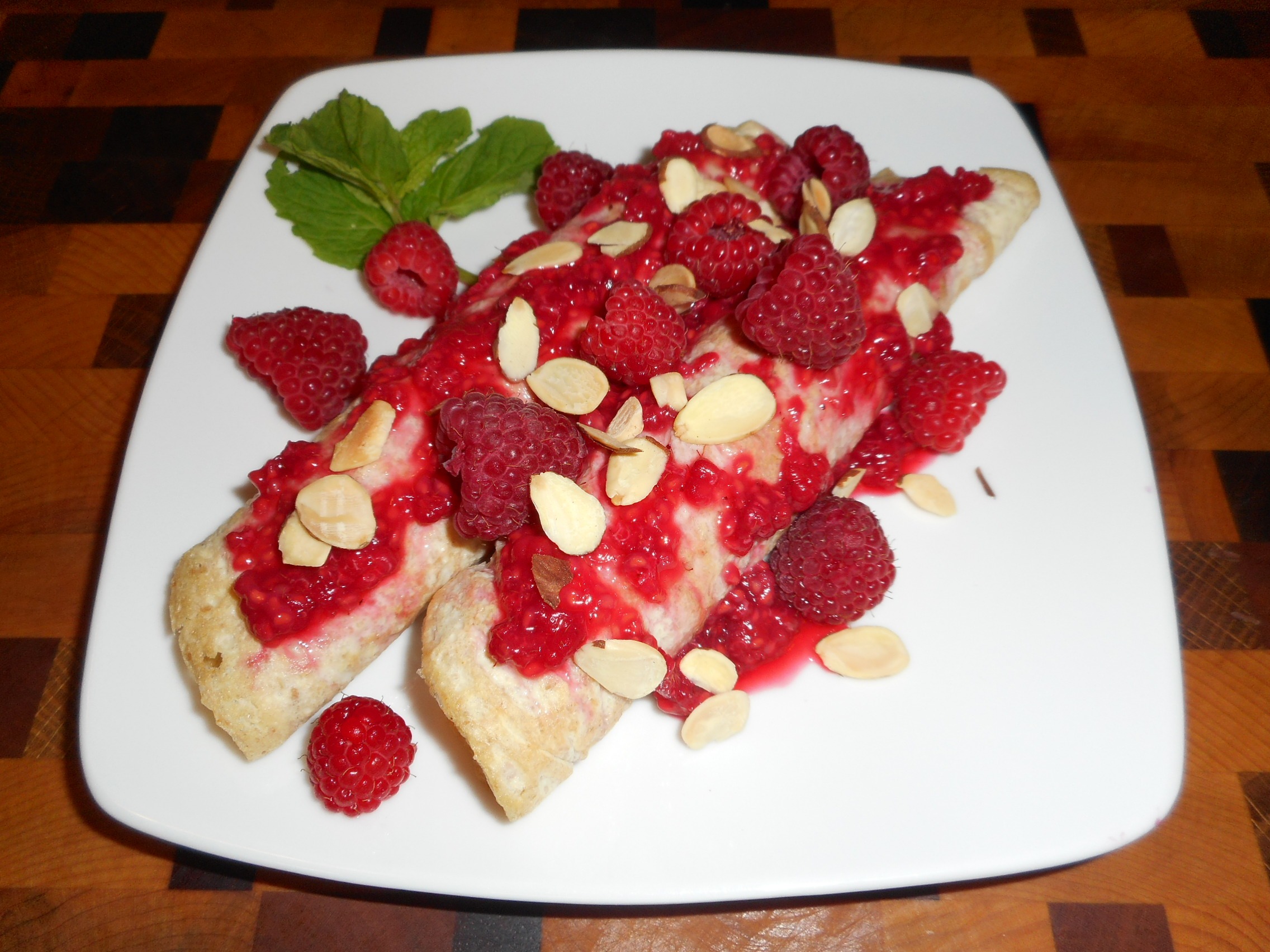 Low Carb Raspberry Almond Crêpes Diabetic Chef's Recipes
