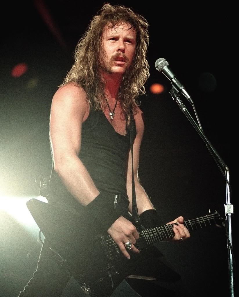 La evolución física de James Hetfield en fotos desde 1982