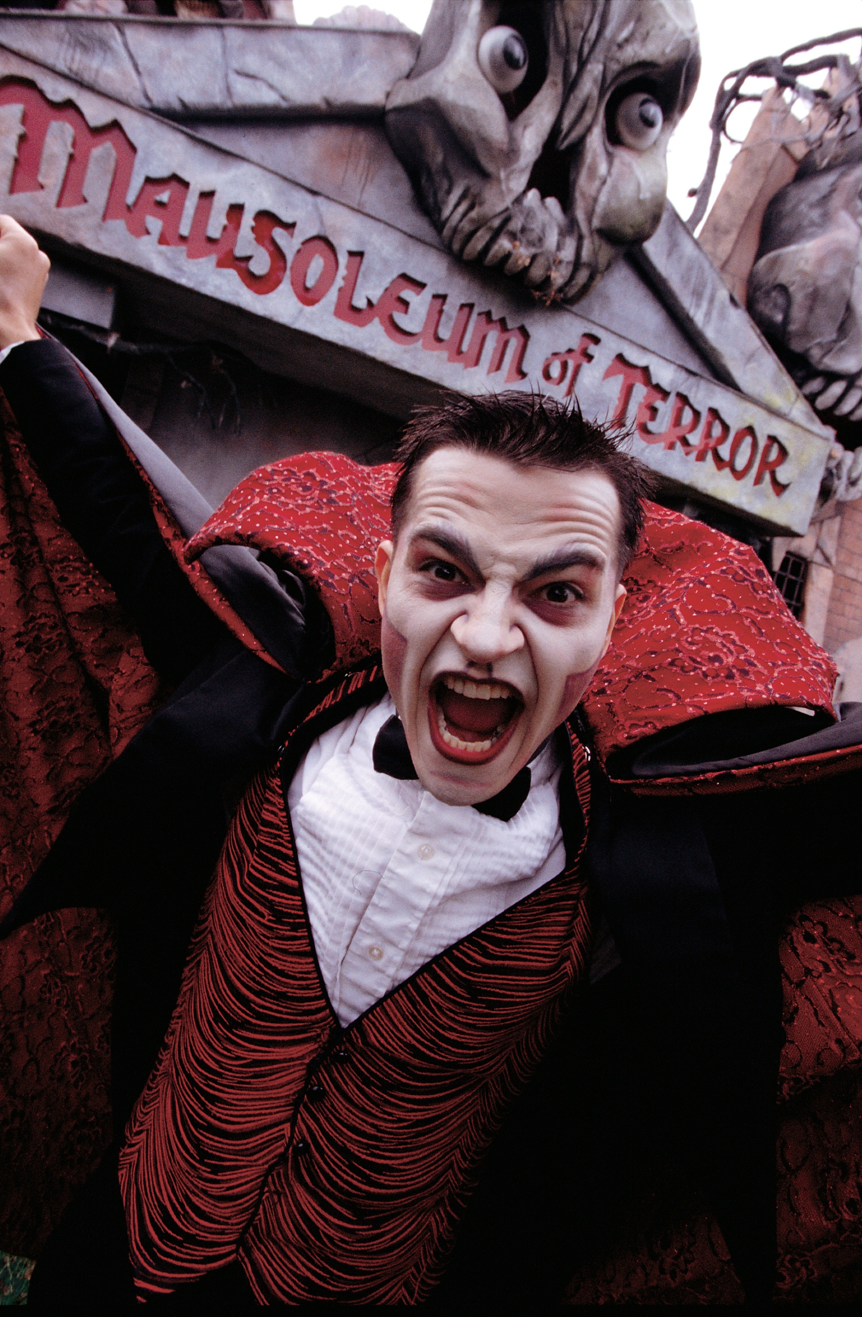 Cheesey Thrills and Chills “Fright Fest” at Six Flags is