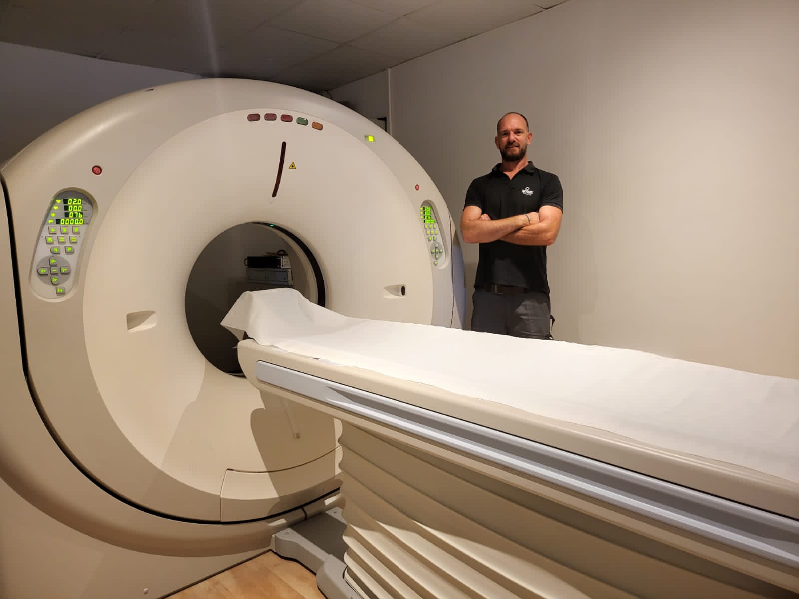 Plain CT Scan and Contrast Enhanced CT Scan Diagnos Clinique