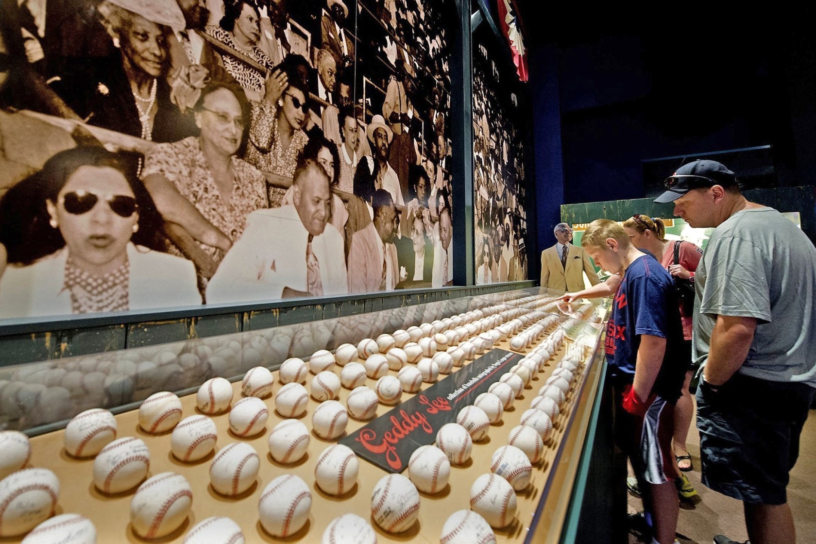 Jolly and Unconcerned - Diamond Digest