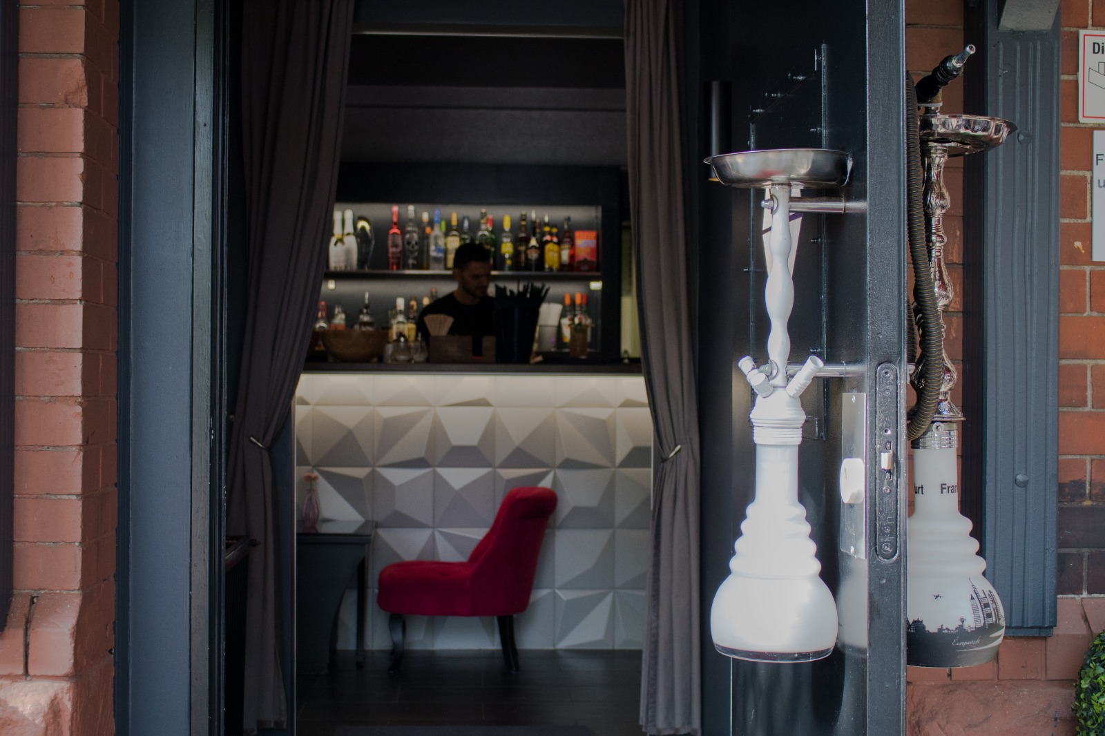 Diamond Shisha Lounge genieße leckere Cocktails und Shisha