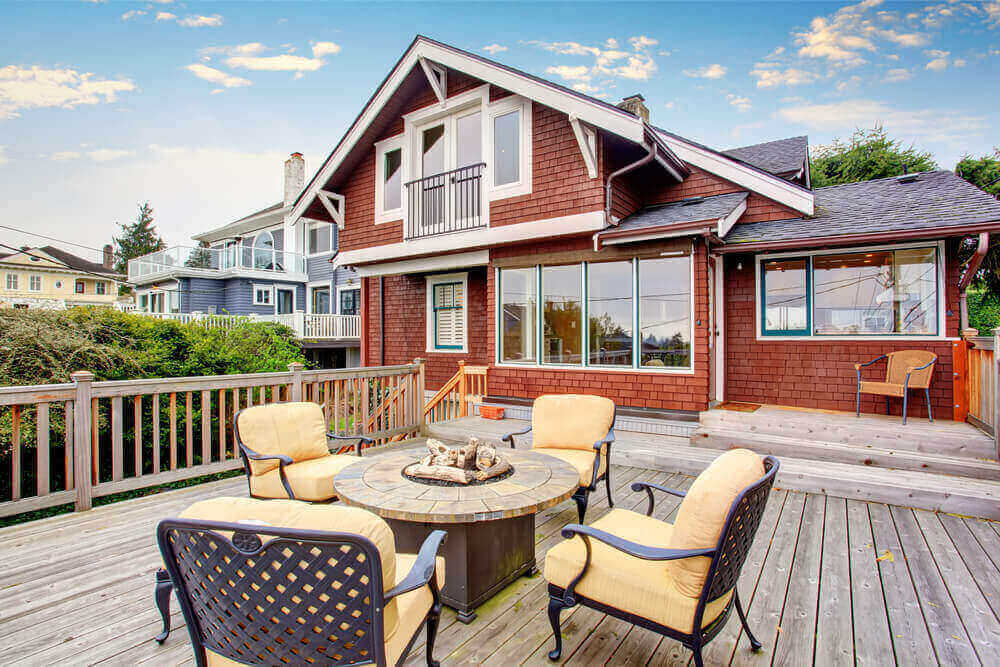 Decorating Your Deck for Fall and Winter Diamond Decks