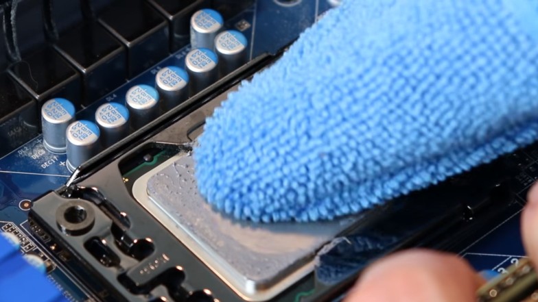 How to Remove Thermal Paste DiamondLobby