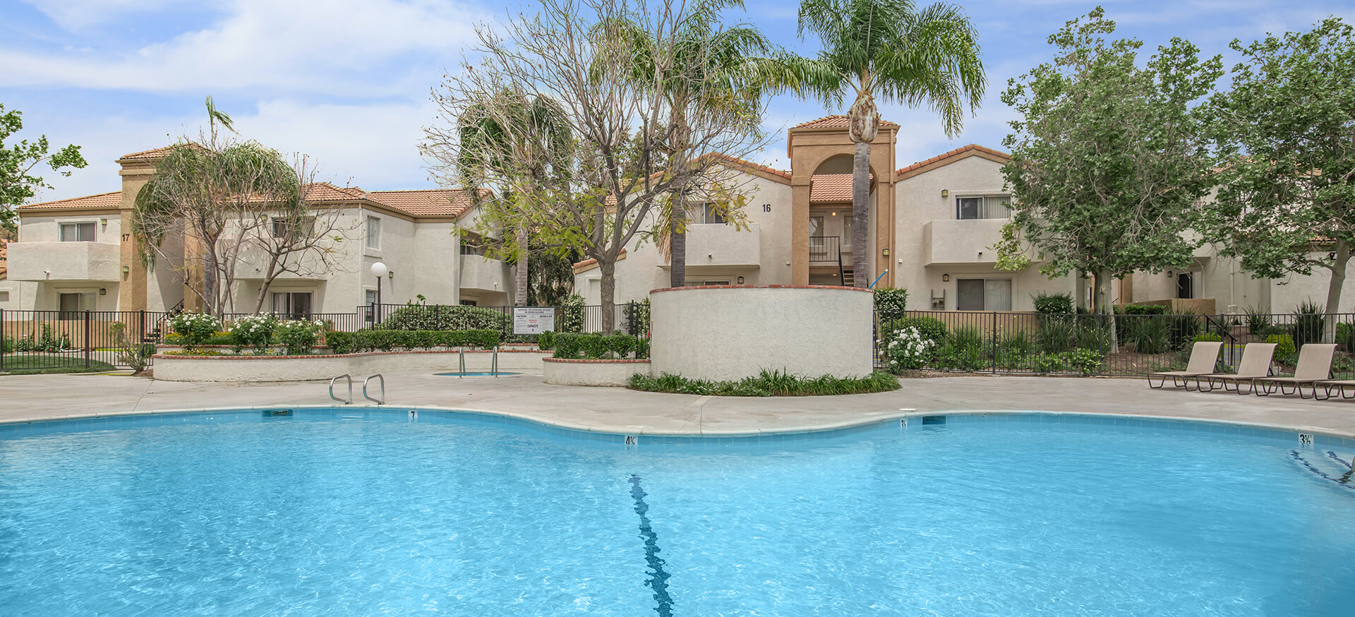 Diamond Park Apartments in Santa Clarita, CA