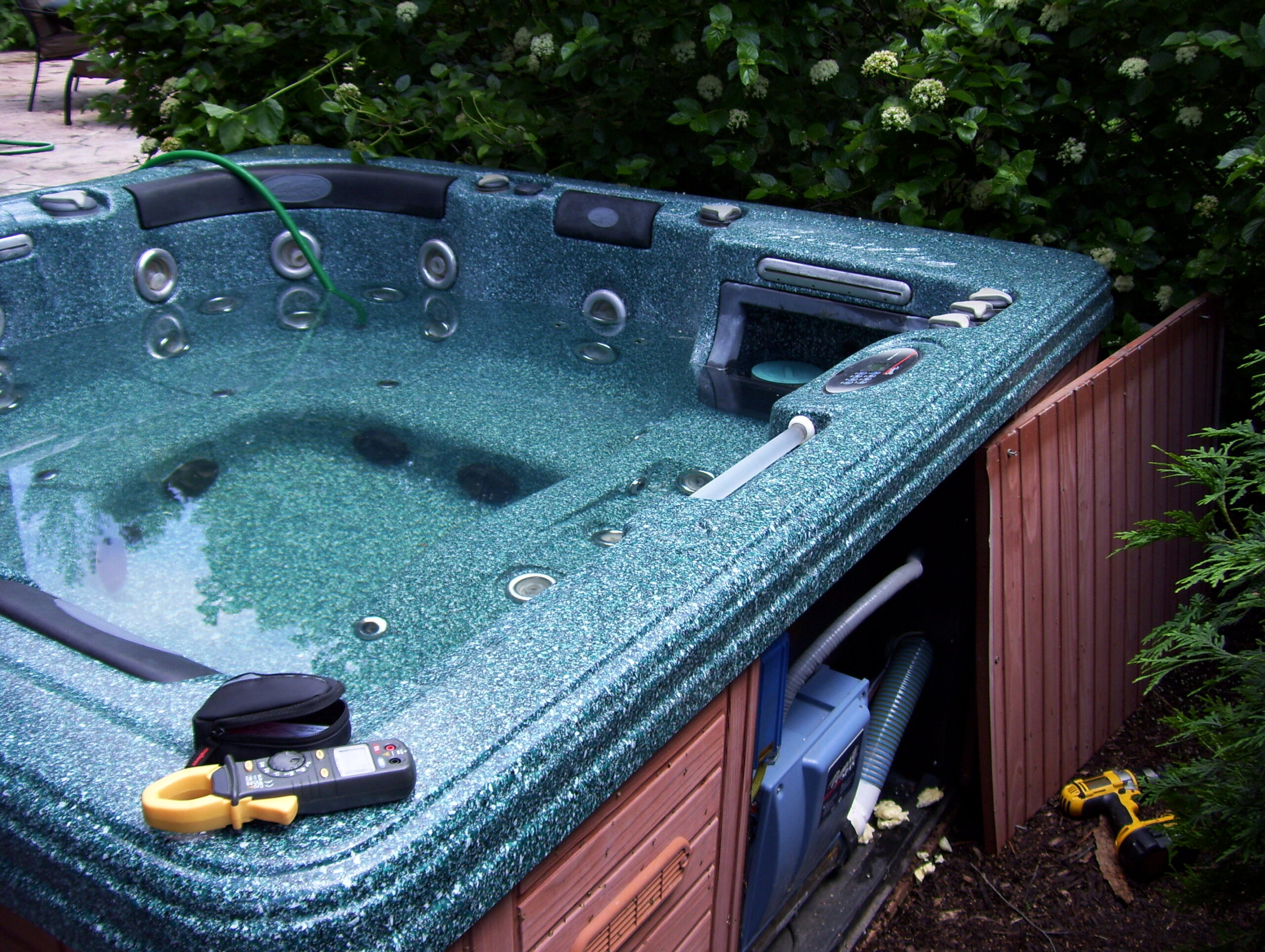 Spa/Hot Tub Service - Diamond Pool