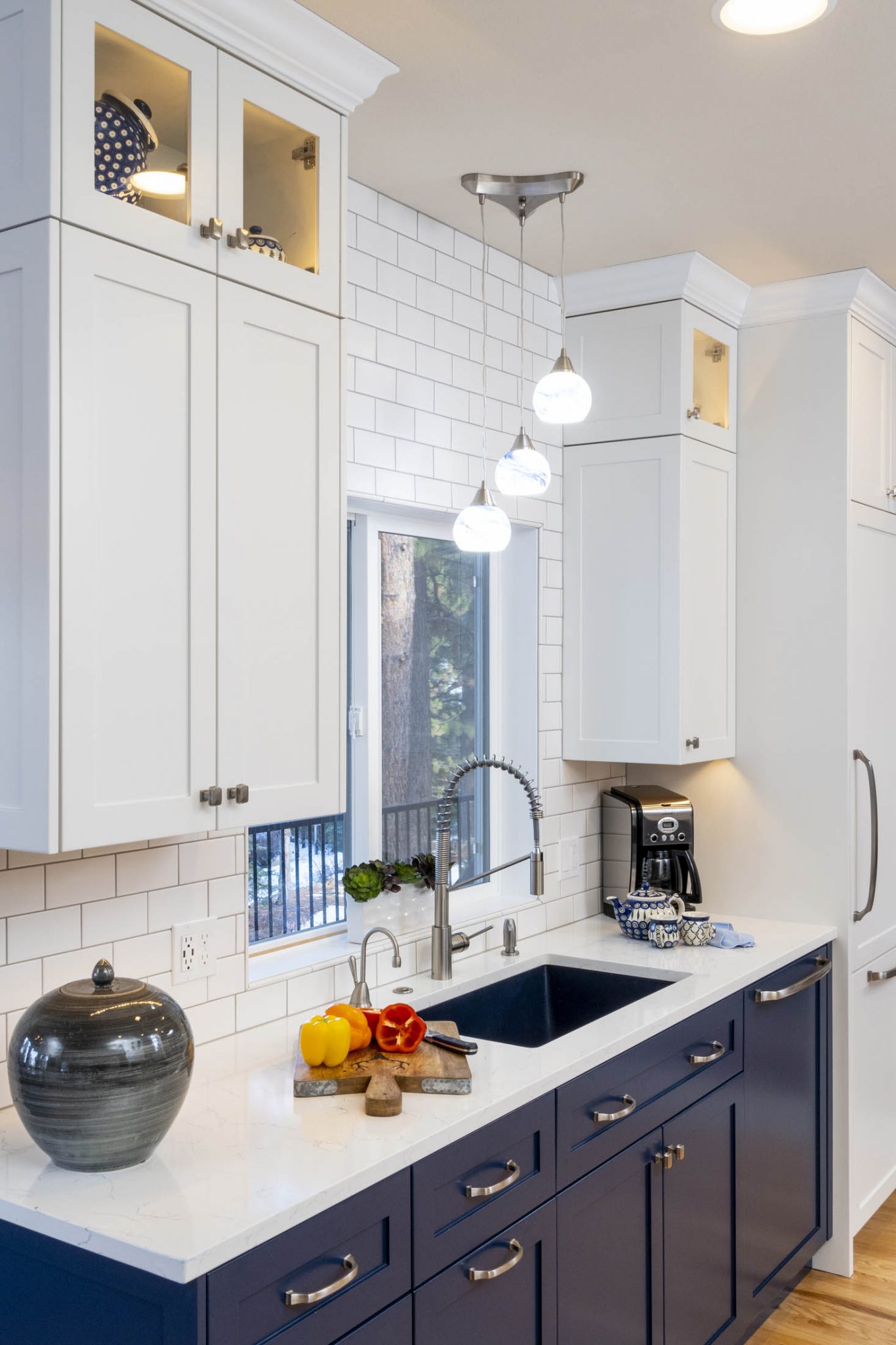 Ultimate Northwest Contemporary Kitchen Diana Cutler Designs