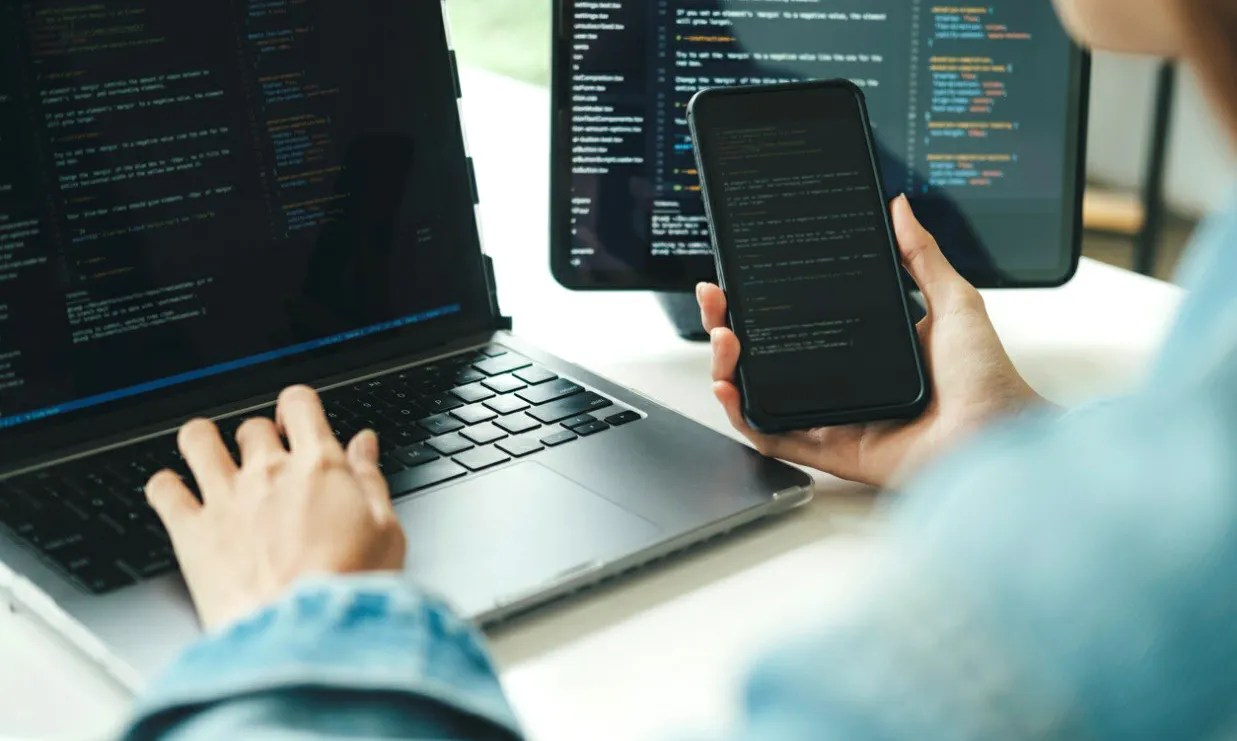 Software Testing Adalah: Pengertian, Jenis, Cara Kerja, Manfaat, dan Gaji!