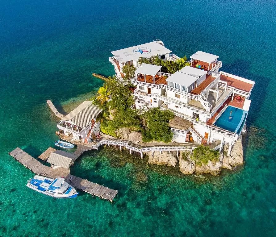 Top 5 de hoteles en Guanaja perfectos para hospedarte este 2024