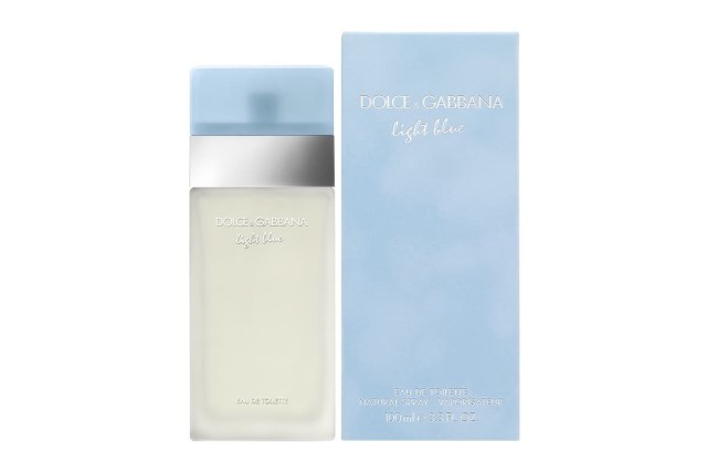 Parfum D&G Light Blue Wanita Karir Wajib Memilikinya