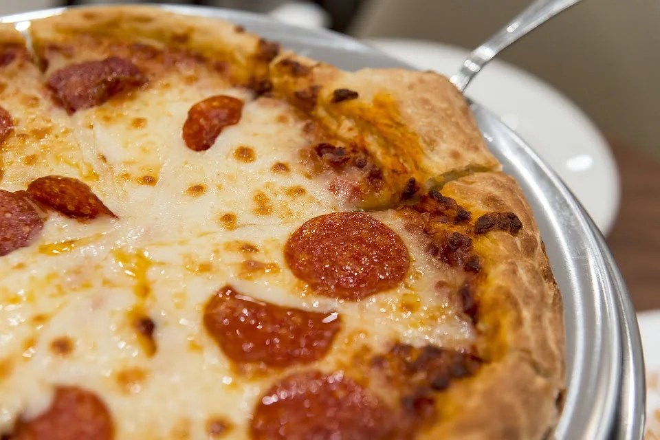 Pepperoni Pizza Nutritional Value, Calories, And Recipe Dibesity