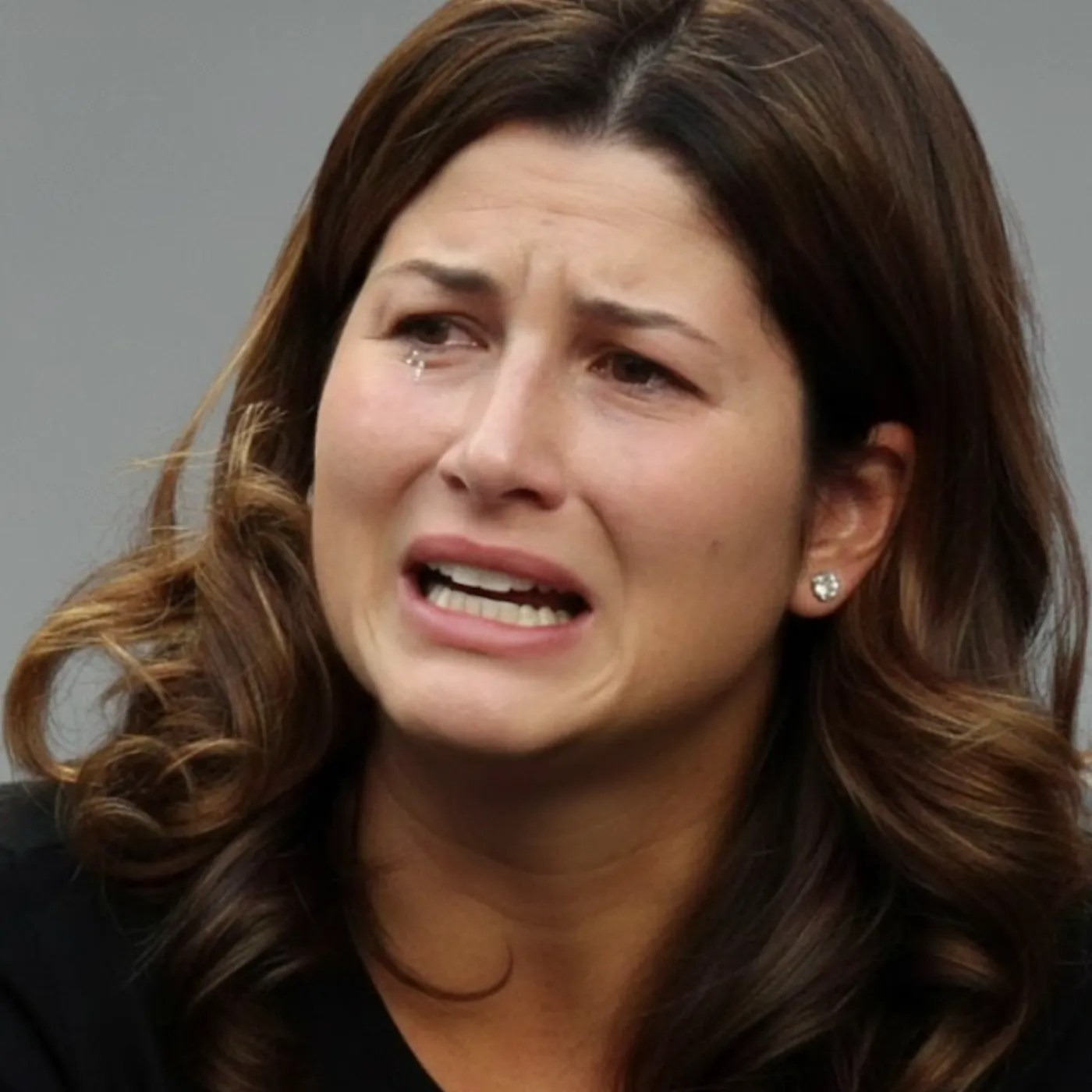 “She’s Just An Innocent Child, Please…” Mirka Federer Broke Down In