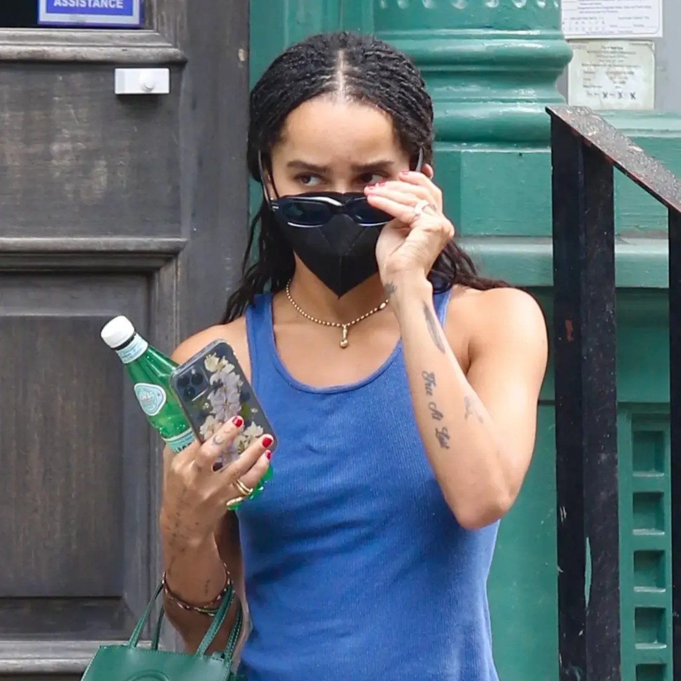 Harry Styles Spotted Looking Distressed Outside Zoë Kravitz’s Apartment