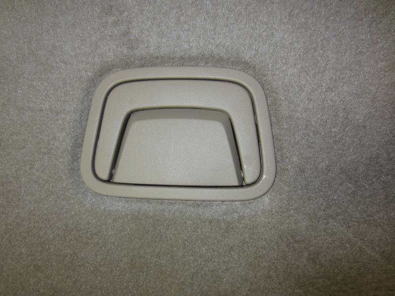 1518 Chevy Suburban/GMC Yukon XL OEM Dune/Tan Rear Floor Stowage Compartment Cover, Dick's Auto