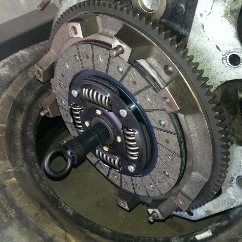 Miata Clutch, Transmission, and Rear Main Seals - Did It Myself