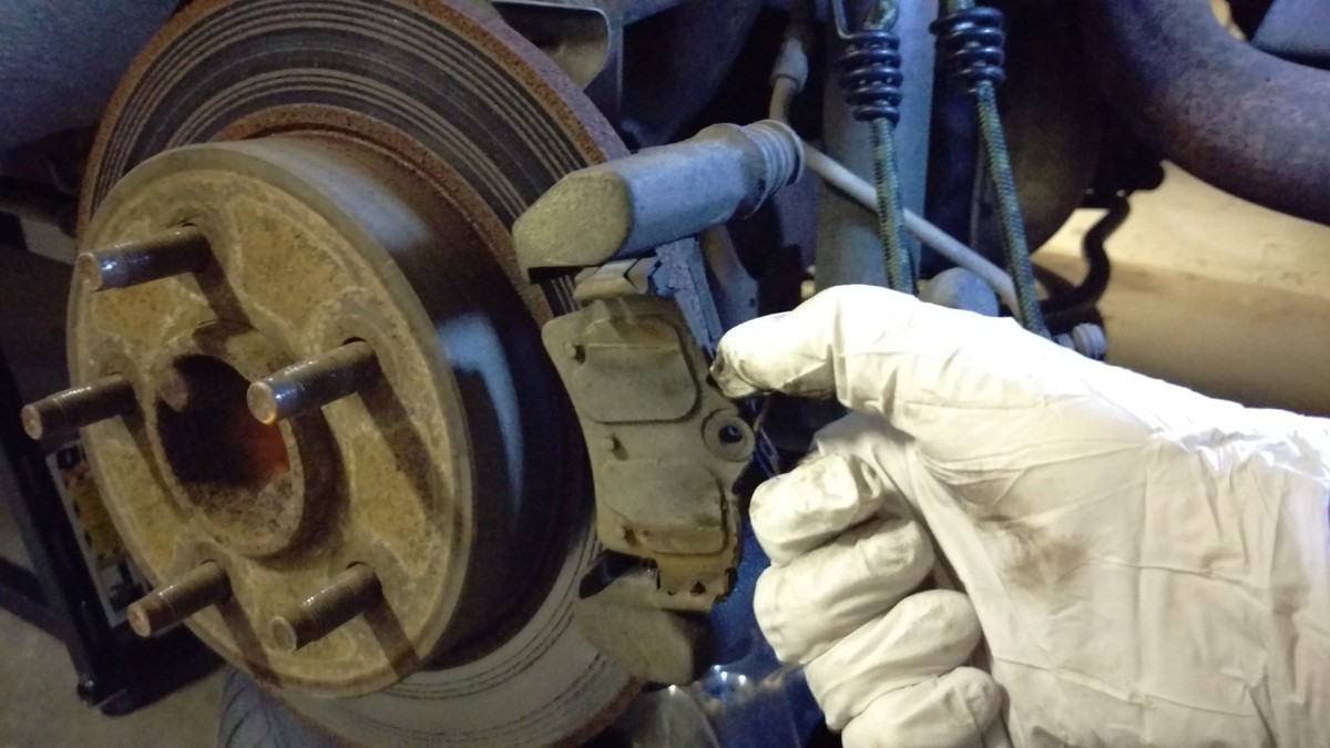 Changing Brakes on a 9904 Mustang GT Did It Myself