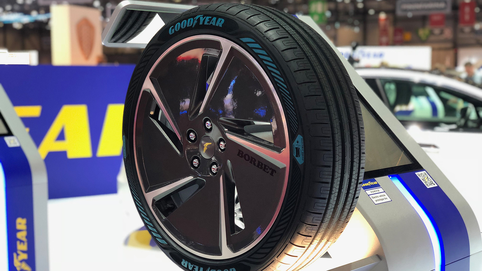 Genf 2018 Goodyear zeigt intelligenten Reifen für Flotten Messe