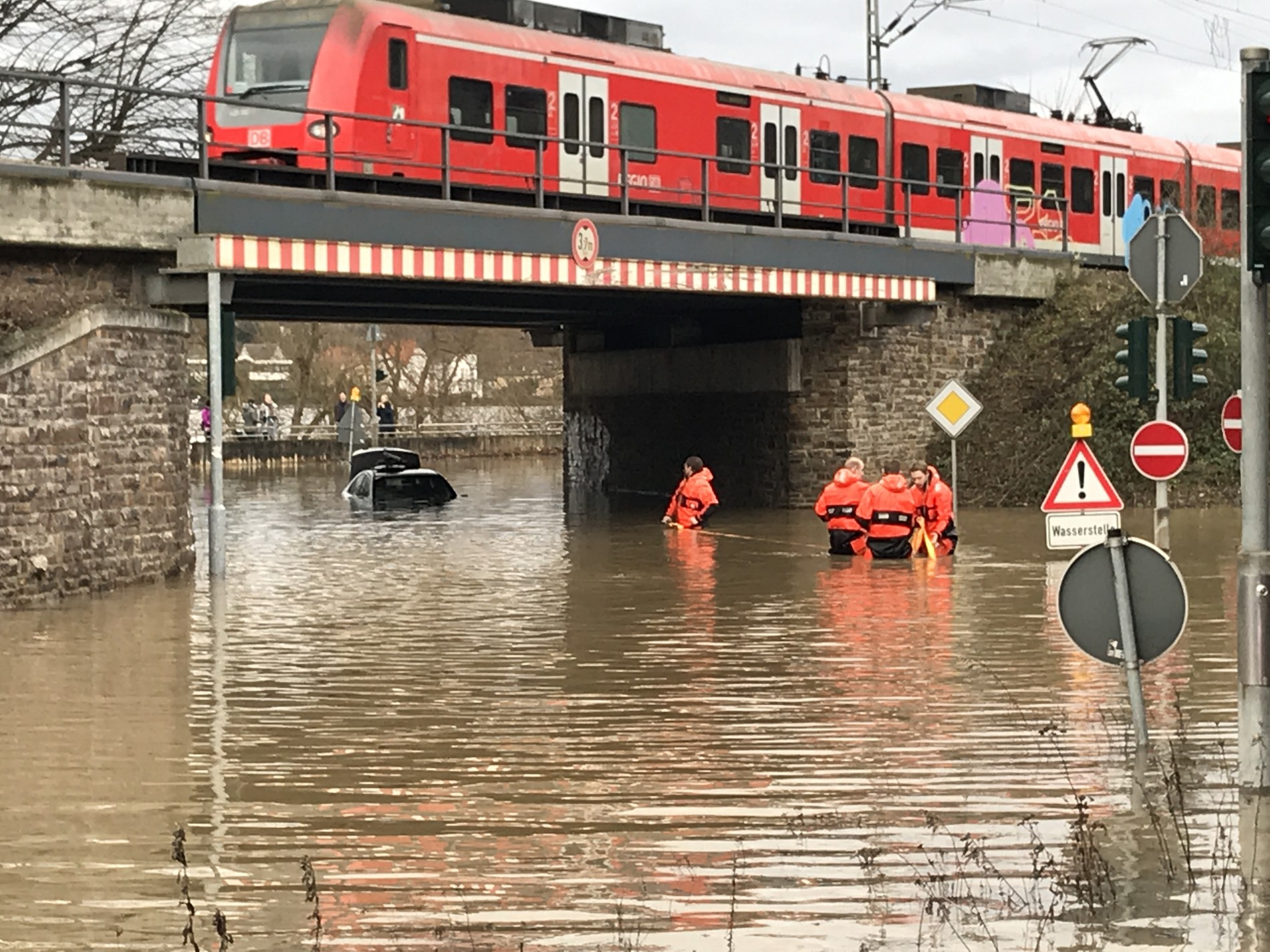 Das Hochwasser am Sonntag HWZ