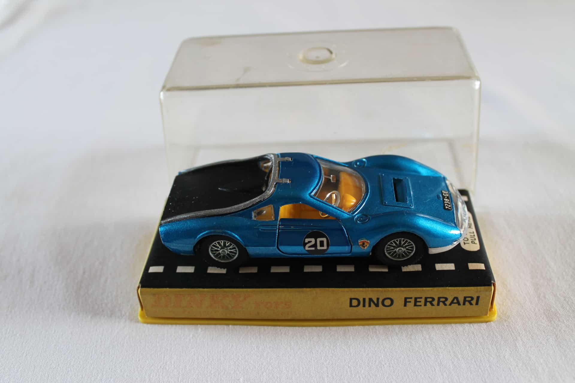 Dinky Toys 216 Dino Ferrari Diecast