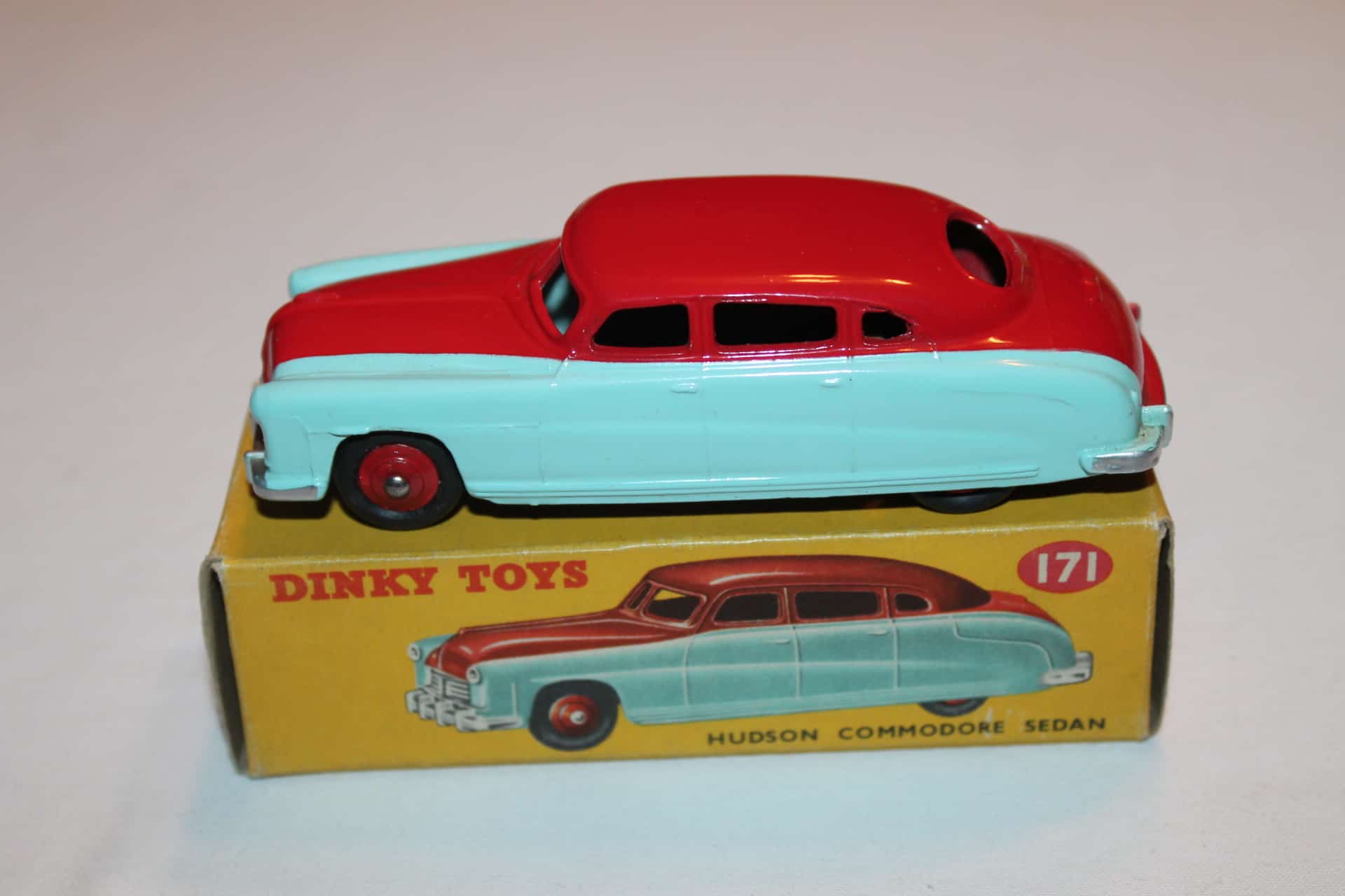 Dinky Toys 171 Hudson Commodore Highline Diecast