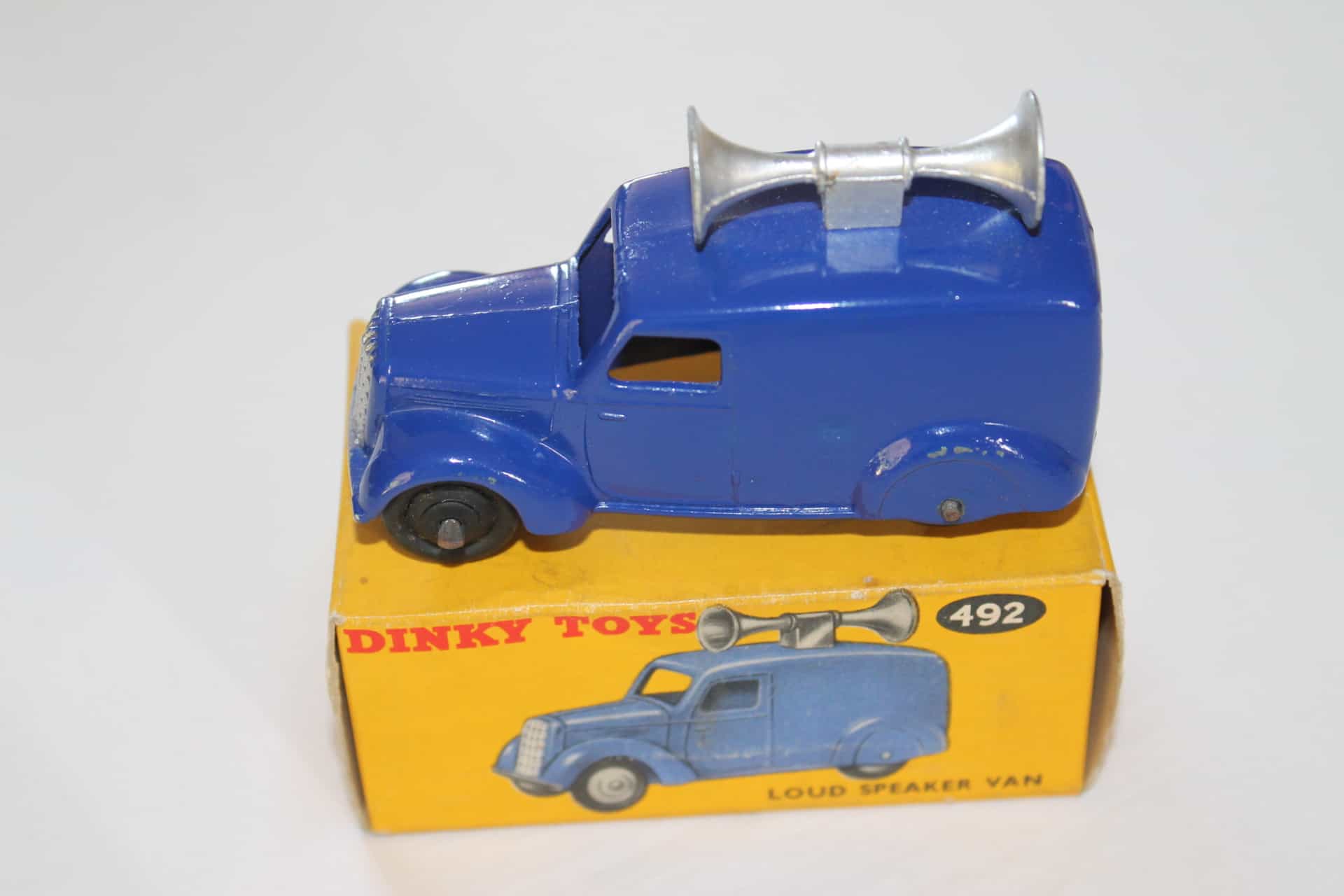 Dinky Toys 34C/492 Loud Speaker Van Diecast