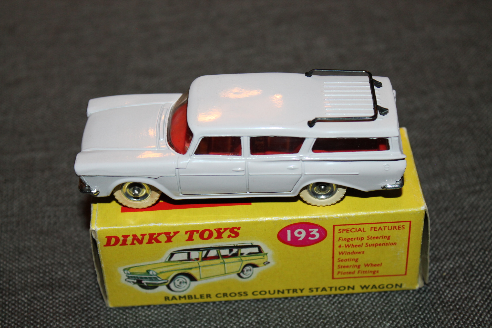 Dinky Toys 193 South African version Rambler Cross Country Station
