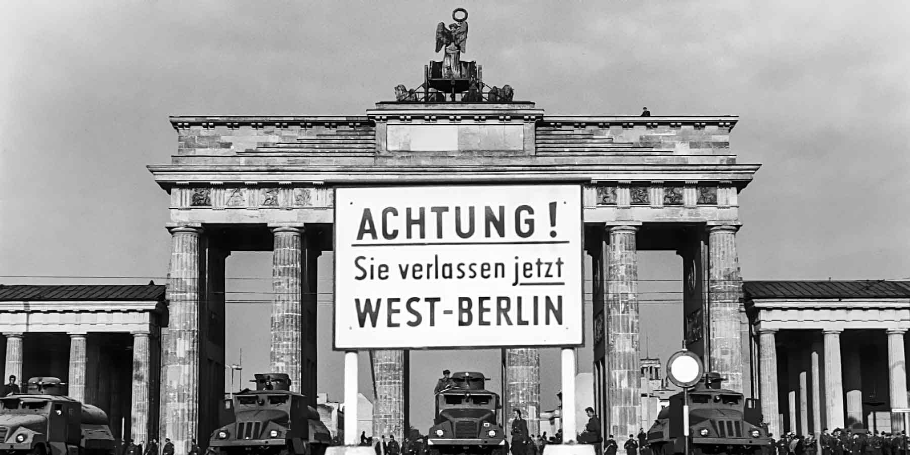 DIE MAUER THE WALL The Museum at Leipziger Platz