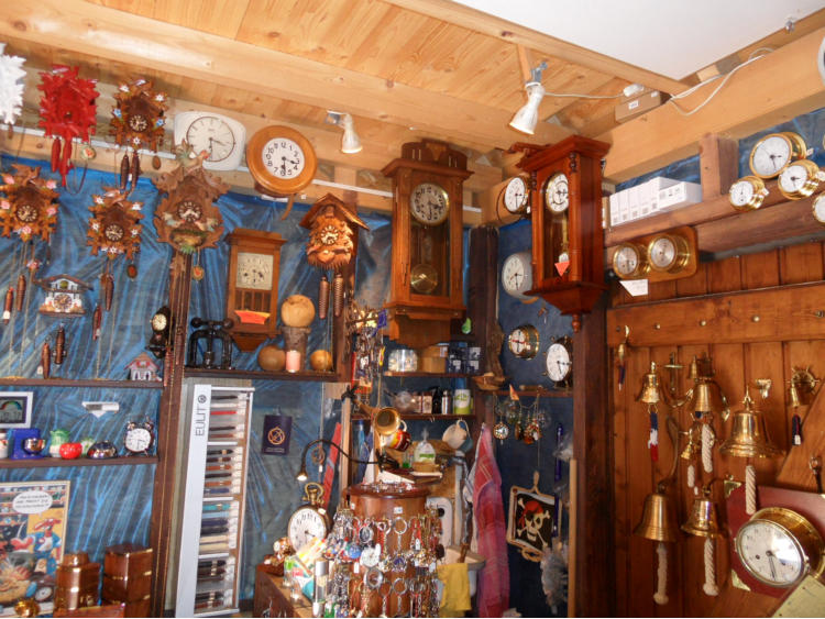 Ladengeschäft Die Uhrmacher
