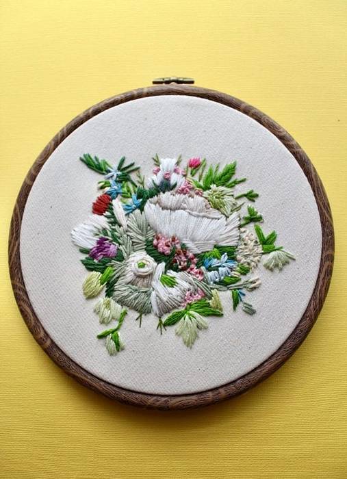 embroidery vs cross stitch Differbetween