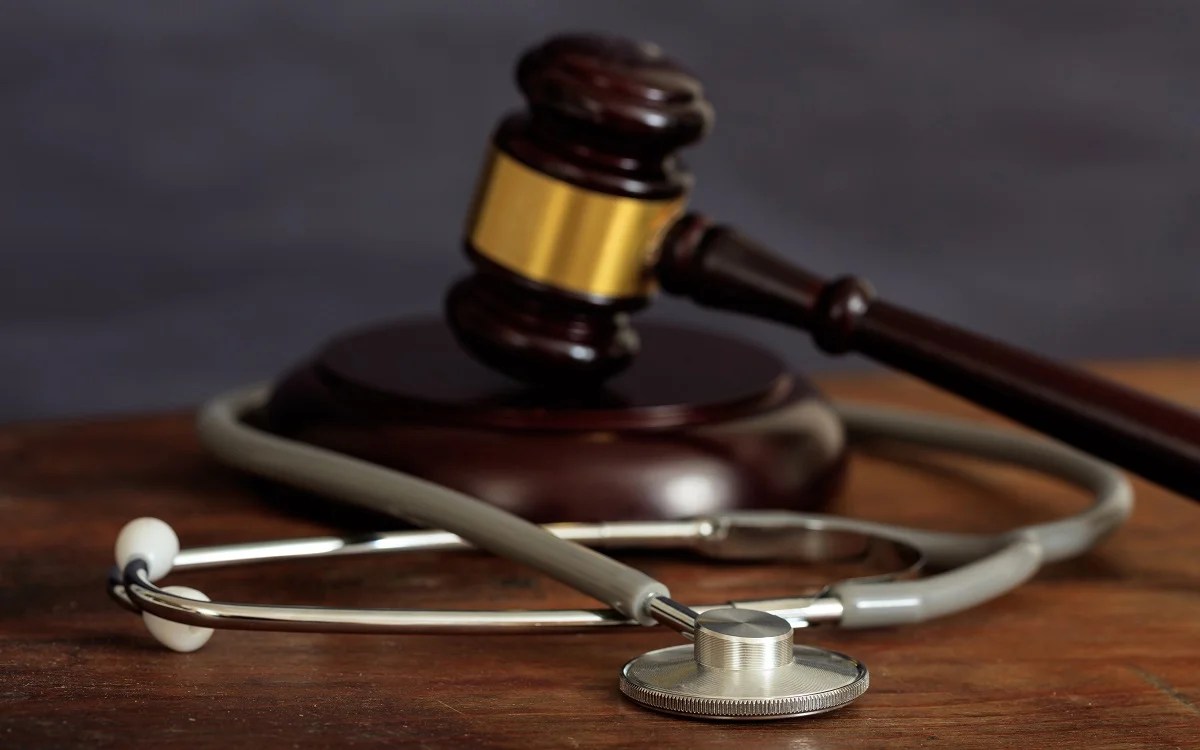 Difference Between Negligence and Malpractice Difference Camp