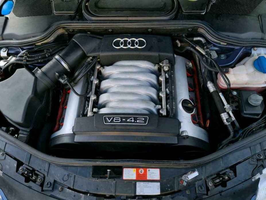 Audi, VW – V8 petrol engine issues (235, 257 kW) | Different Car Review