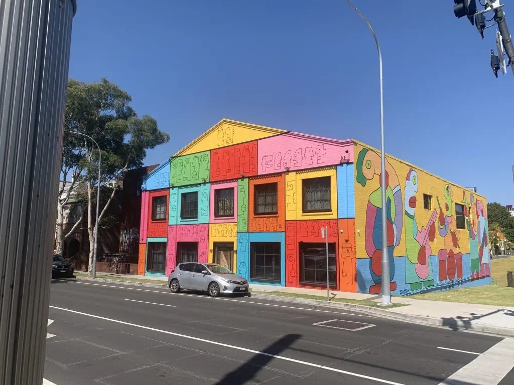 Why is This Amazing Painted House in Surry Hills, Sydney? We Wondered