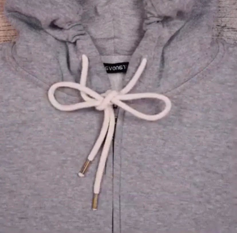 How to Tie Hoodie Strings? 10 Stylish Hoodie String Knots You Can Try Today