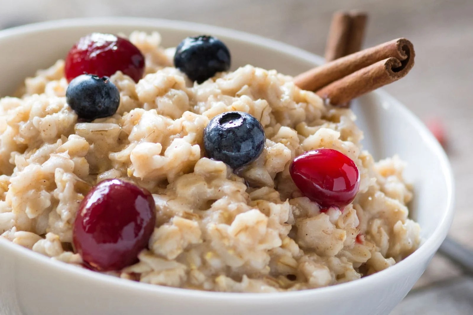 All you need to know is it healthy to eat Oatmeal at night?