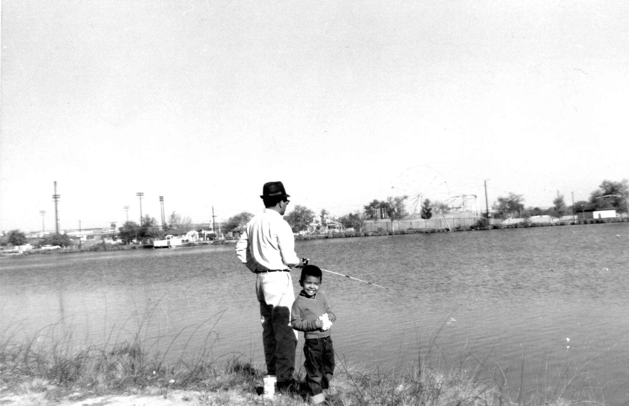 Fishing at Ascarate Lake, El Paso, Texas DIGIE