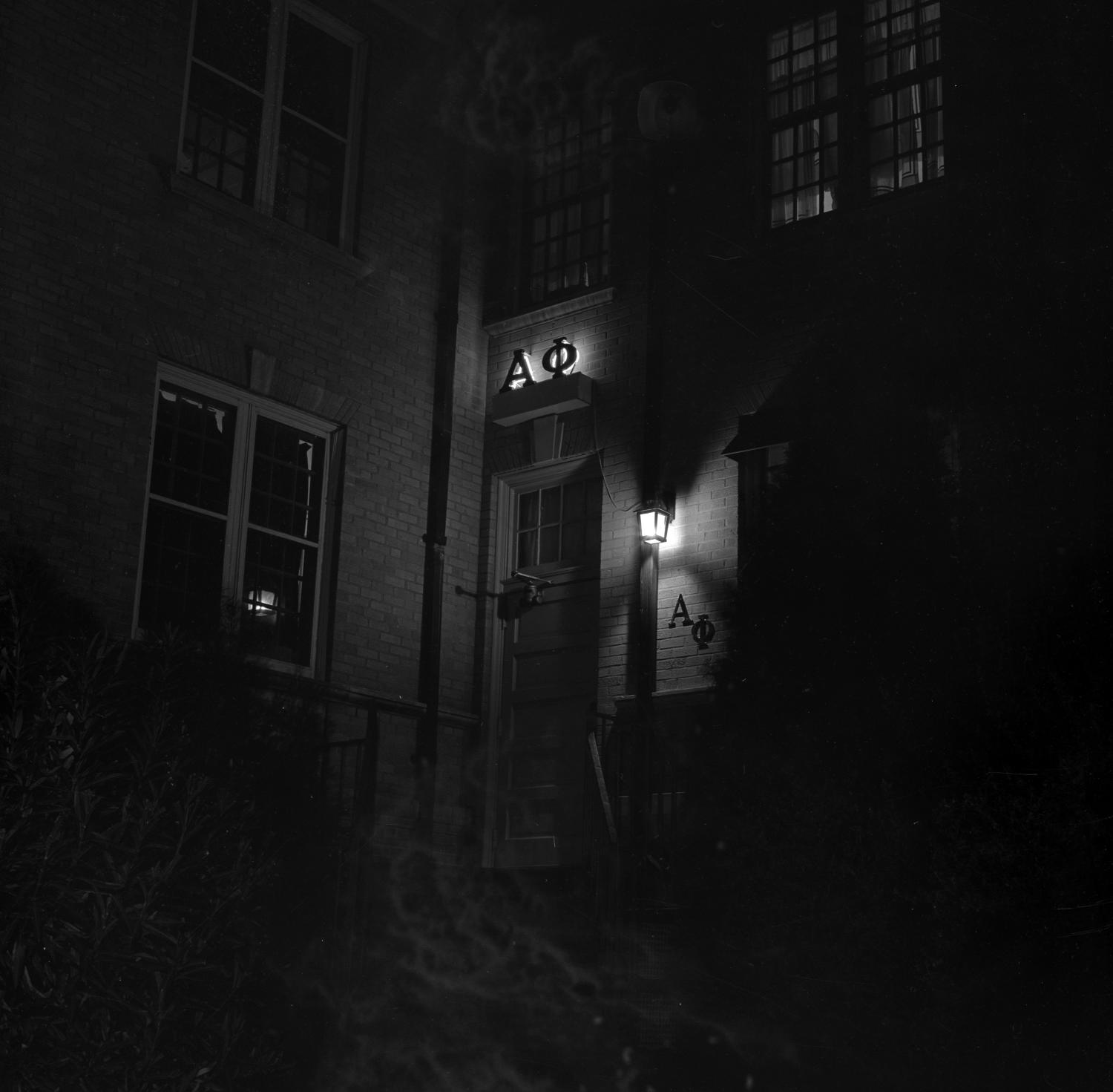 [Alpha Phi sign on Chilton Hall] UNT Digital Library