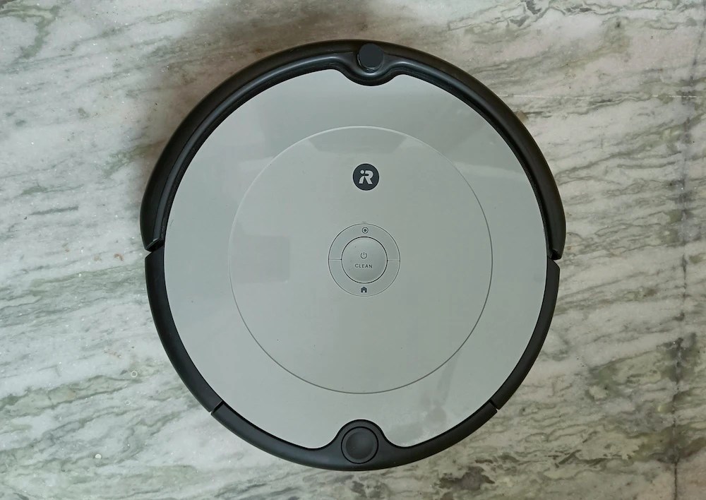 iRobot Roomba 698 Review Smart Robotic Vacuum Cleaner Digital Conqueror